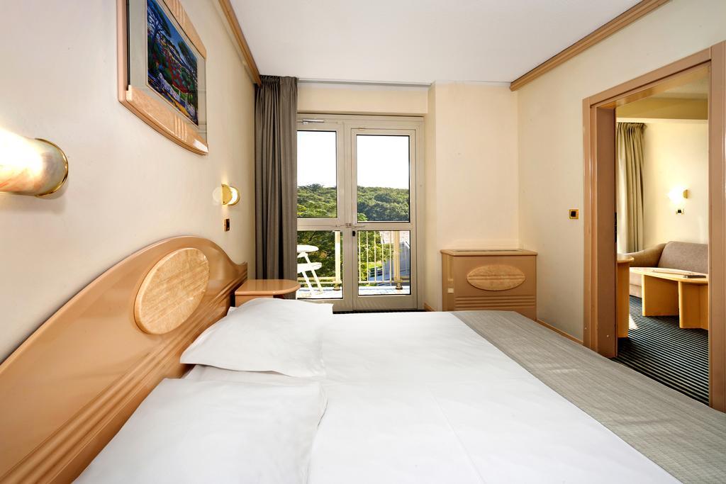 Suite with Balcony,1128508641:JPEG